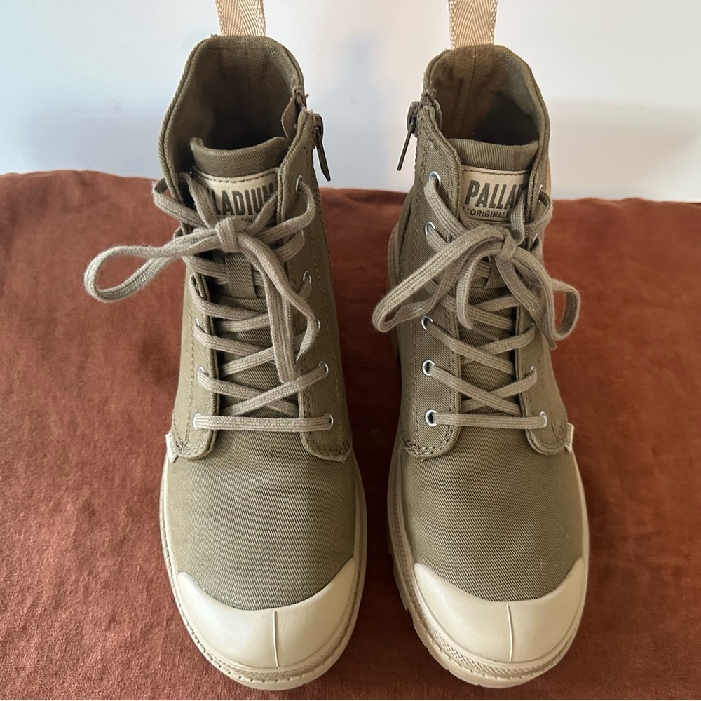 Women’s Palladium Pallabase Twill Lace-up Boots - US 7.5 - Green/ Butternut